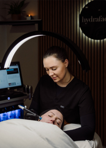 Platinum Hydrafacial and Booster Beau Clinic Kent